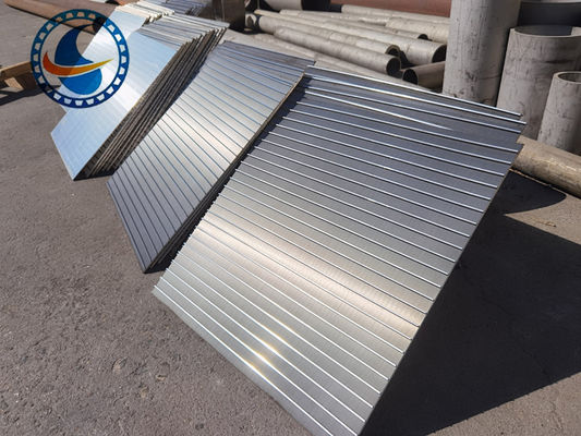 620mm Width Stainless Steel AISI 316L Wedge Wire Screen Plates With Acid Washing Surface